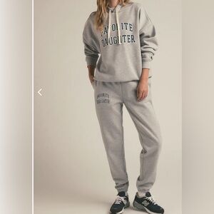 Favorite Daughter THE COLLEGIATE JOGGER